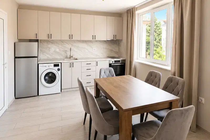 3-bedroom apartment in Lovech, Centyr