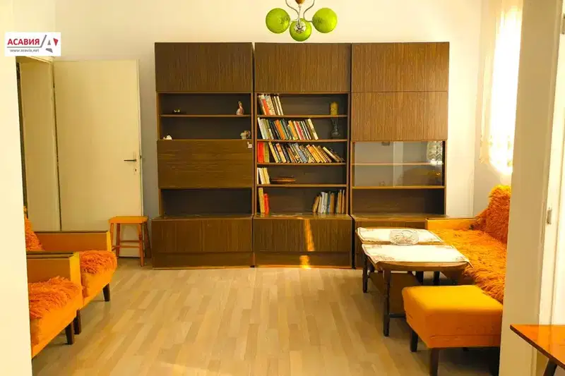 3-bedroom apartment in Lovech, Shirok Centyr