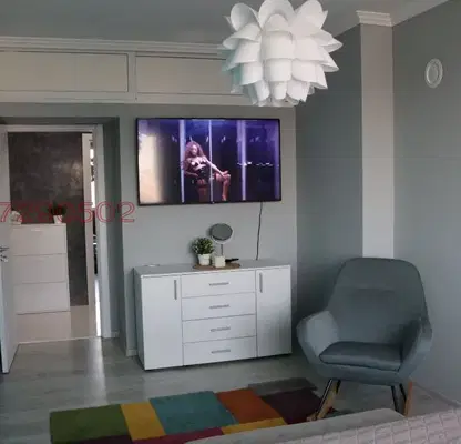 Photo 2 — 3-bedroom apartment in Montana, Idealen Centyr