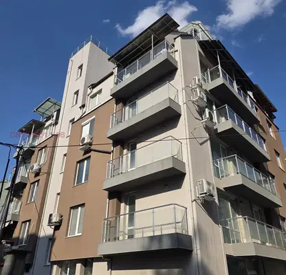 Photo 3 — 2-bedroom apartment in Montana, Idealen Centyr