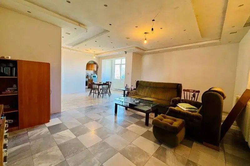 4-bedroom apartment in Montana, Shirok Centyr