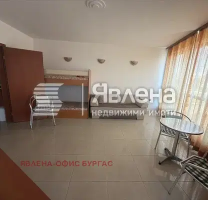 Снимка 5 — Двустаен апартамент в Бургас, Несебър