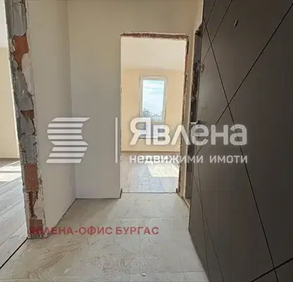 Снимка 3 — Двустаен апартамент в Бургас, Несебър