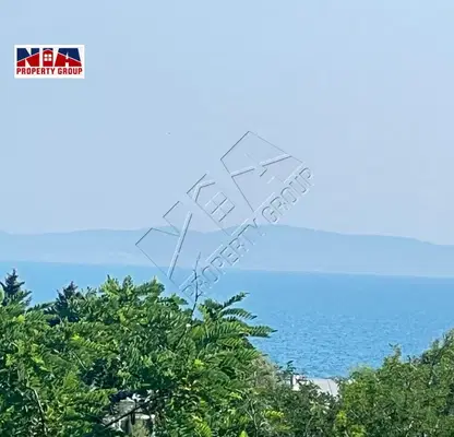 Снимка 3 — Тристаен апартамент в Бургас, Несебър