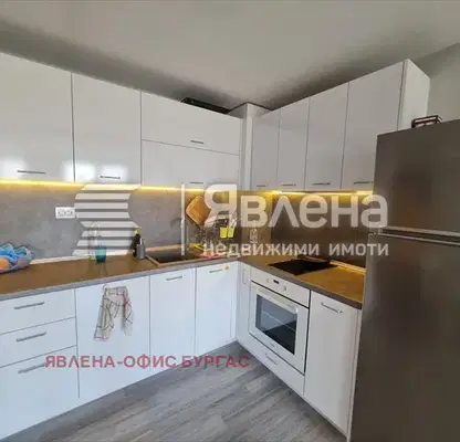Снимка 2 — Тристаен апартамент в Бургас, Несебър
