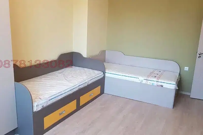 Тристаен апартамент с южно изложение в Нова Загора