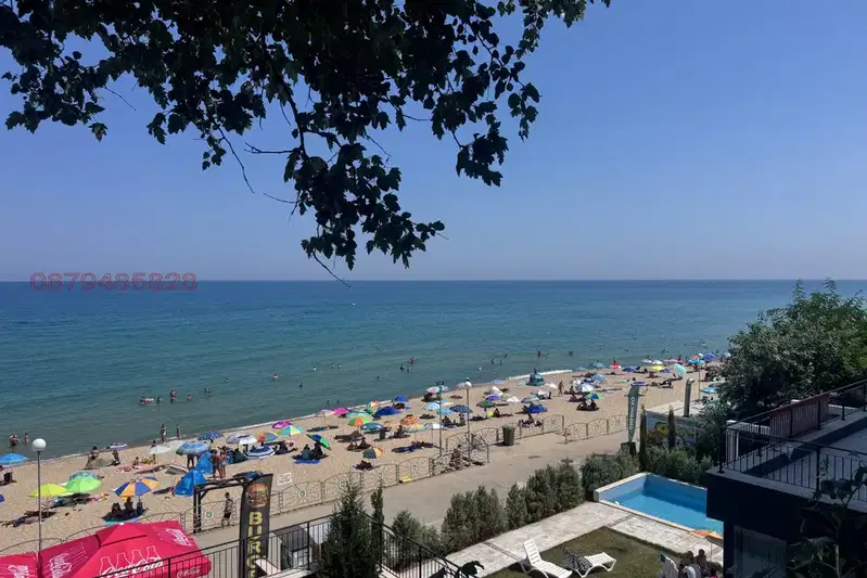 Многостаен апартамент в Бургас, Обзор