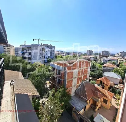Photo 4 — Spacious 5-room maisonette in the center of Pazardzhik with terraces