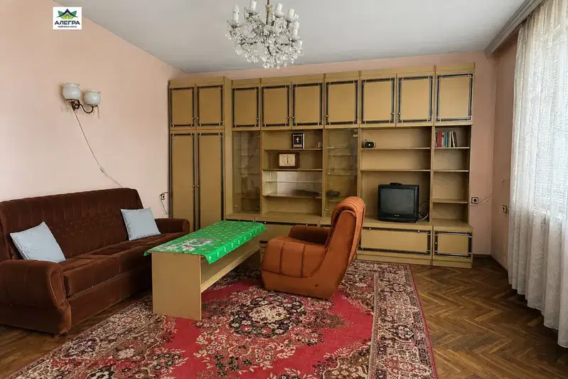 3-bedroom apartment in Pazardjik, Centyr