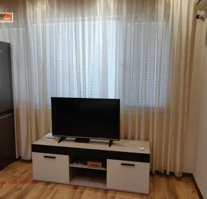 Photo 2 — 3-bedroom apartment in Pazardjik, Mladost