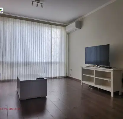 Снимка 2 — Двустаен апартамент в кв. Запад, Пазарджик с обща тераса