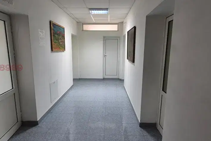 Многостаен апартамент в Перник, Изток