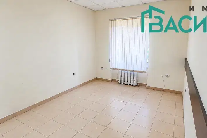 4-bedroom apartment in Pernik, Iztok