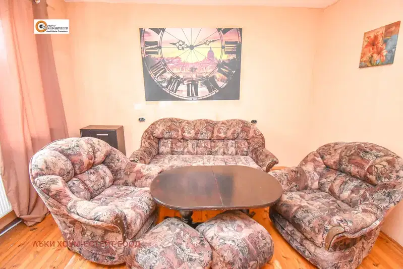 4-bedroom apartment in Pernik, Mogiliche