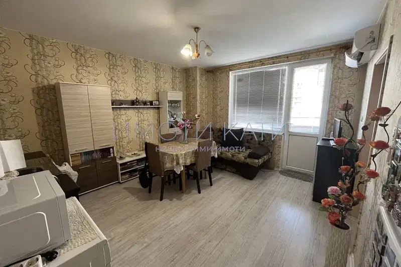 2-bedroom apartment in Pernik, Moshino