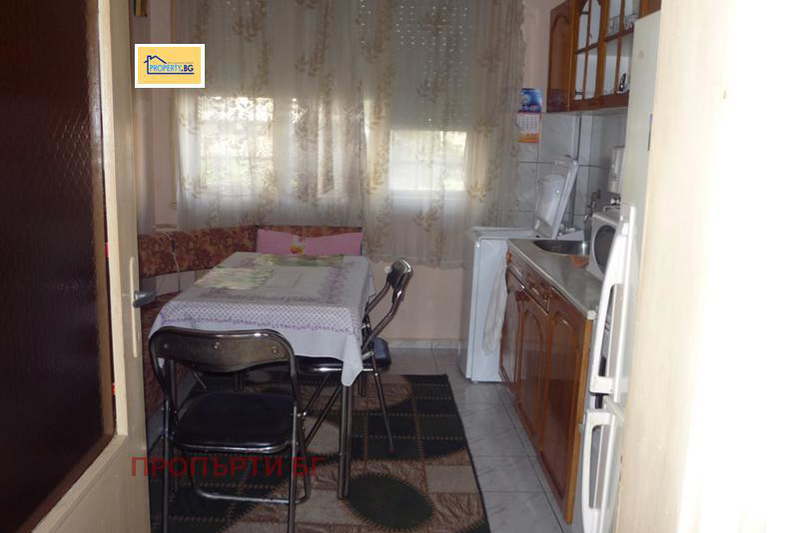 3-bedroom apartment in Pleven, 9-Ti Kvartal
