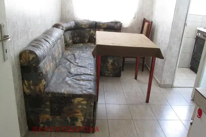 Тристаен апартамент в Плевен, Дружба 2
