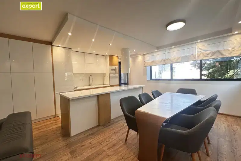 3-bedroom apartment in Pleven, Idealen Centyr