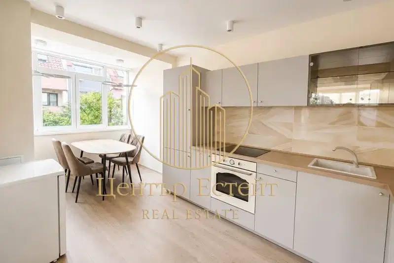 3-bedroom apartment in Pleven, Idealen Centyr
