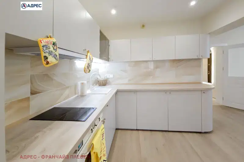 4-bedroom apartment in Pleven, Idealen Centyr