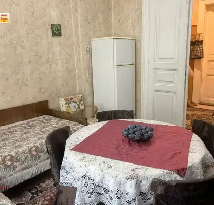 Снимка 3 — Гарсониера в Идеален център на Плевен, първи етаж