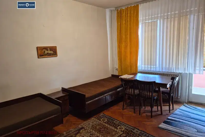 Двустаен апартамент в Плевен, Идеален център
