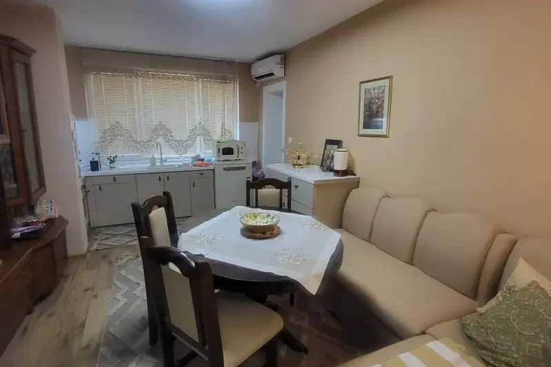 4-bedroom apartment in Pleven, Shirok Centyr
