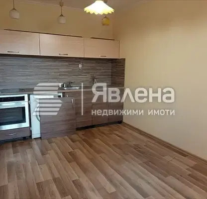 Снимка 3 — Двустаен апартамент в Център на Пловдив с функционално разпределение