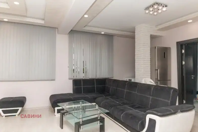 3-bedroom apartment in Plovdiv, Centyr