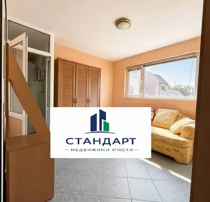 Снимка 2 — Тристаен апартамент с две спални в Център, Пловдив