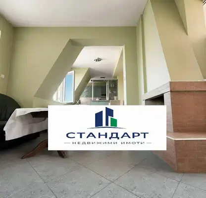 Снимка 4 — Тристаен апартамент с две спални в Център, Пловдив