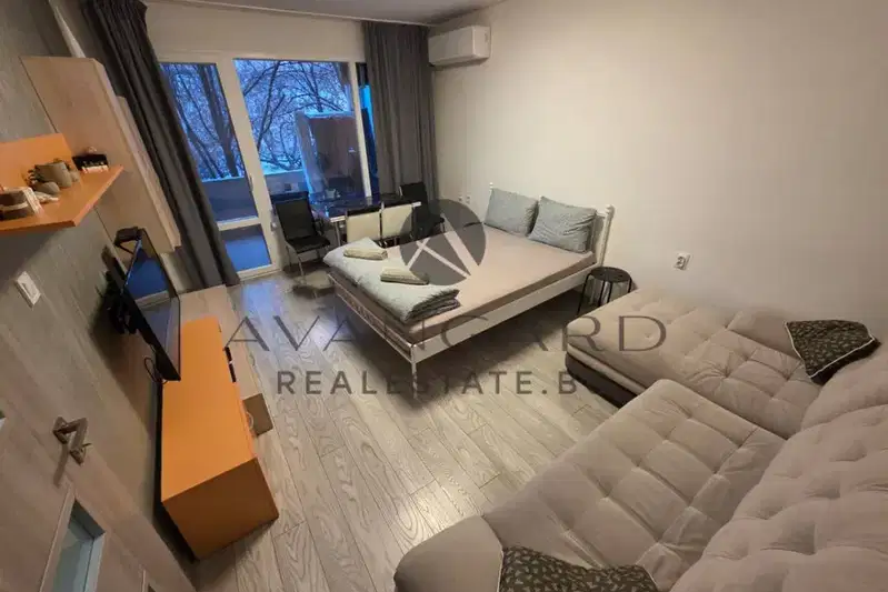 3-bedroom apartment in Plovdiv, Centyr