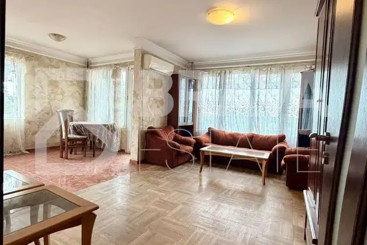 Spacious 3-room apartment in Center, Plovdiv with two terraces
