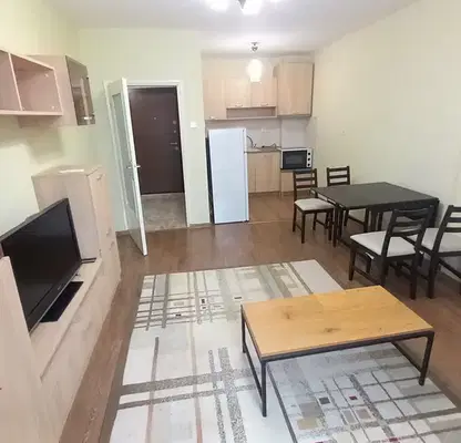 Снимка 4 — Двустаен апартамент с тераса в Център, Тримонциум, Пловдив