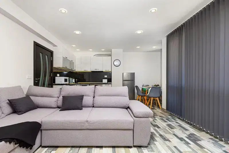 Two-room apartment in Center, Plovdiv with elevator