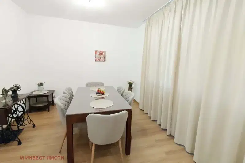 3-bedroom apartment in Plovdiv, Centyr