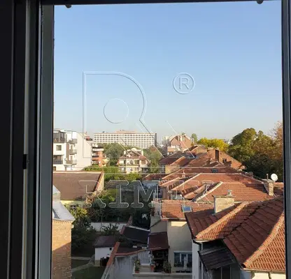 Снимка 2 — 3-стаен апартамент в Център на Пловдив с тераса