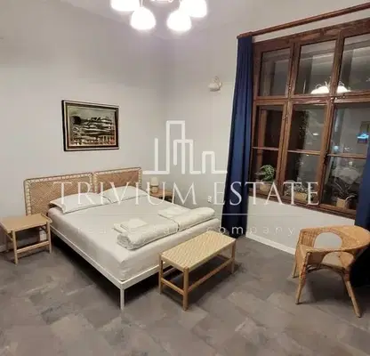Photo 3 — Three-room apartment in Plovdiv Center with cultural value