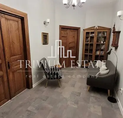 Photo 4 — Three-room apartment in Plovdiv Center with cultural value