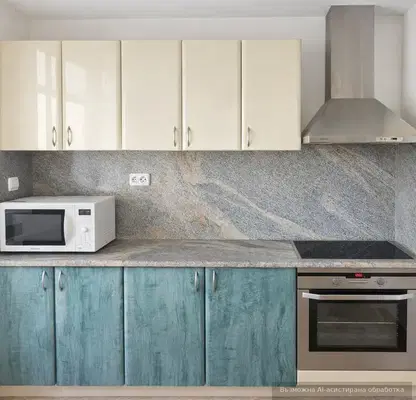 Photo 3 — Three-room apartment in Plovdiv Center, 120 sq m, 3rd floor