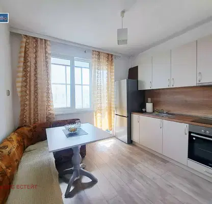 Photo 2 — Three-room apartment near Plovdiv University in Center
