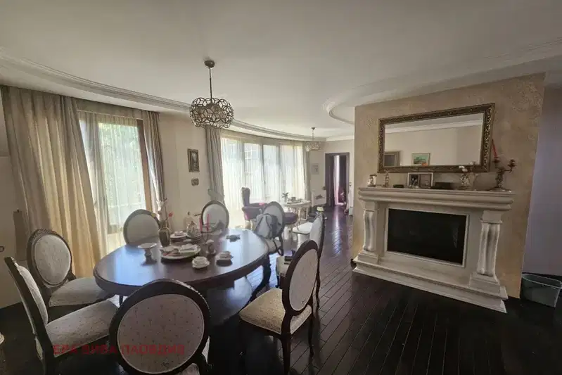 5-bedroom apartment in Plovdiv, Centyr