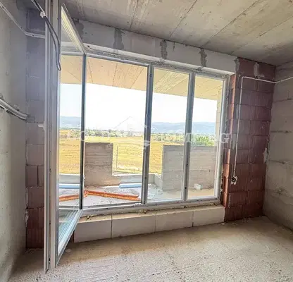 Photo 3 — Two-room apartment with loggia in Hristo Smirnenski, Plovdiv