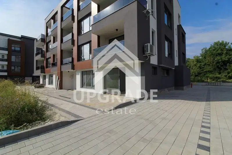 Three-room apartment with veranda in Hristo Smirnenski, Plovdiv