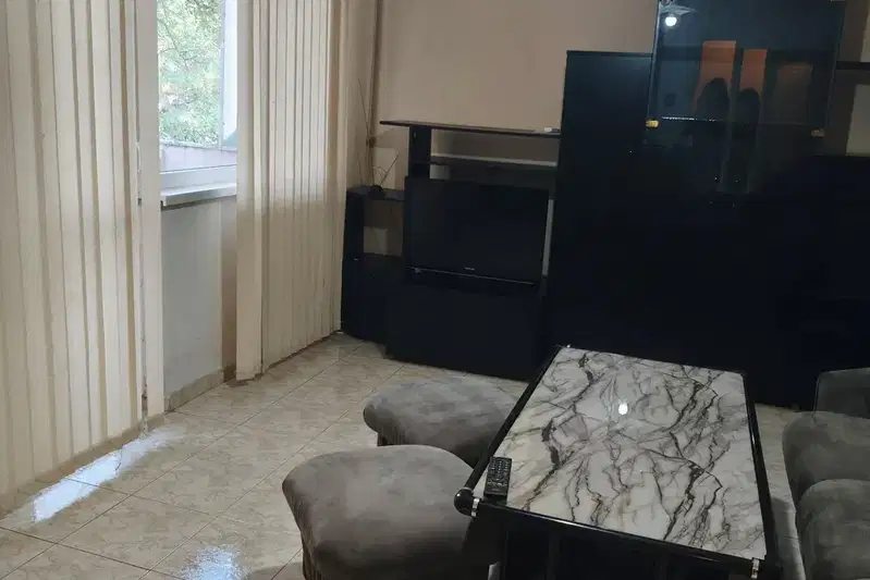 Two-room apartment with three walk-through rooms in Smirnenski, Plovdiv