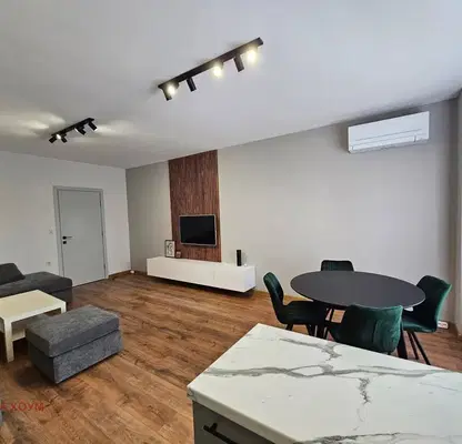 Photo 2 — Three-room apartment in Hristo Smirnenski district, Plovdiv with elevator