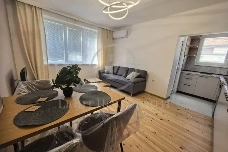Four-room apartment with two terraces in Hristo Smirnenski, Plovdiv