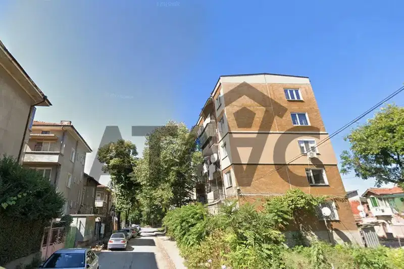 Three-room apartment with terrace in Izgrev, Plovdiv