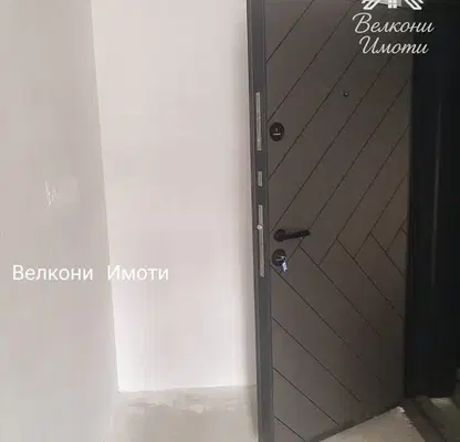 Photo 2 — One-room apartment in Kamenitsa 1, near Grand Shopping Center