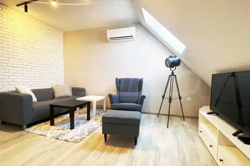 Three-room apartment with terrace in Kamenitsa 1, Plovdiv